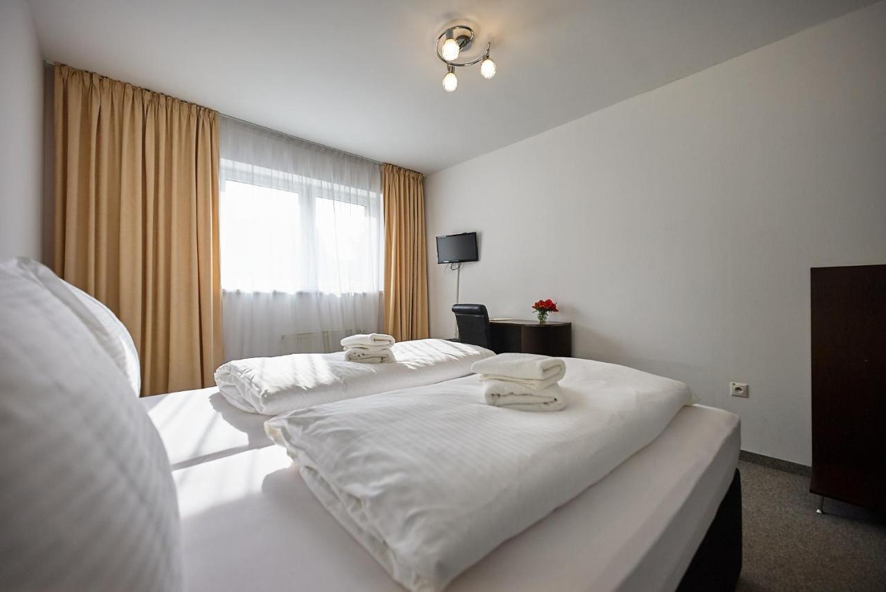 Dependance Patriot Trnava Hotel Exterior foto