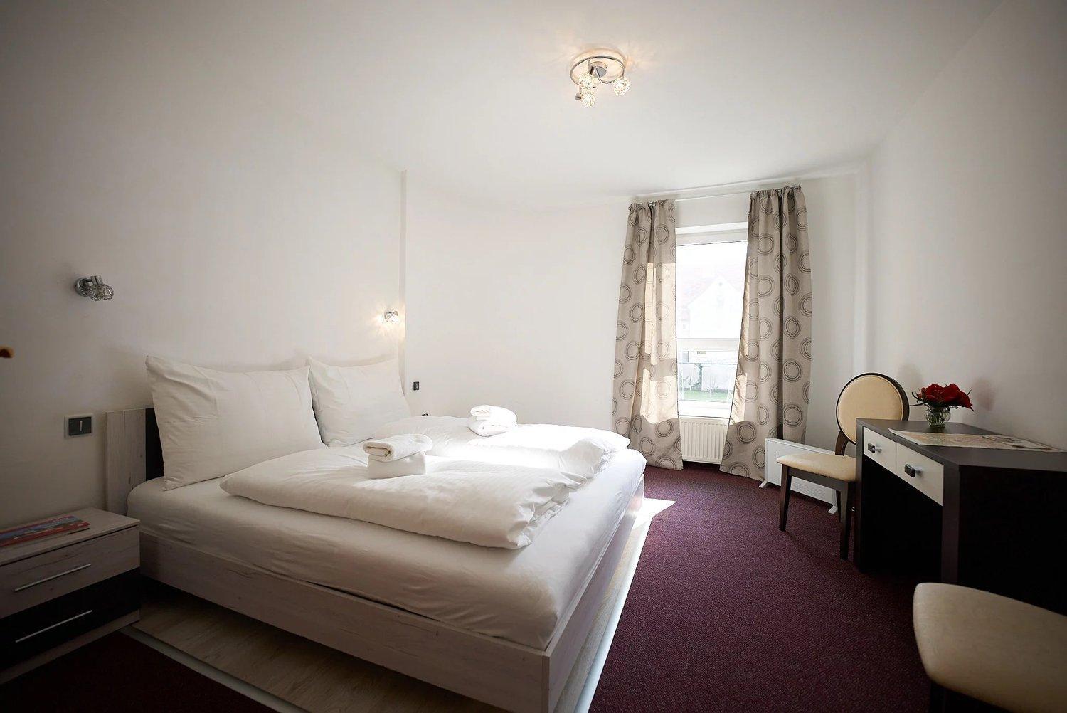 Dependance Patriot Trnava Hotel Exterior foto