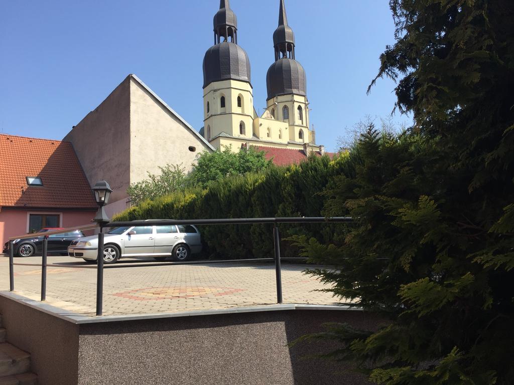 Dependance Patriot Trnava Hotel Exterior foto